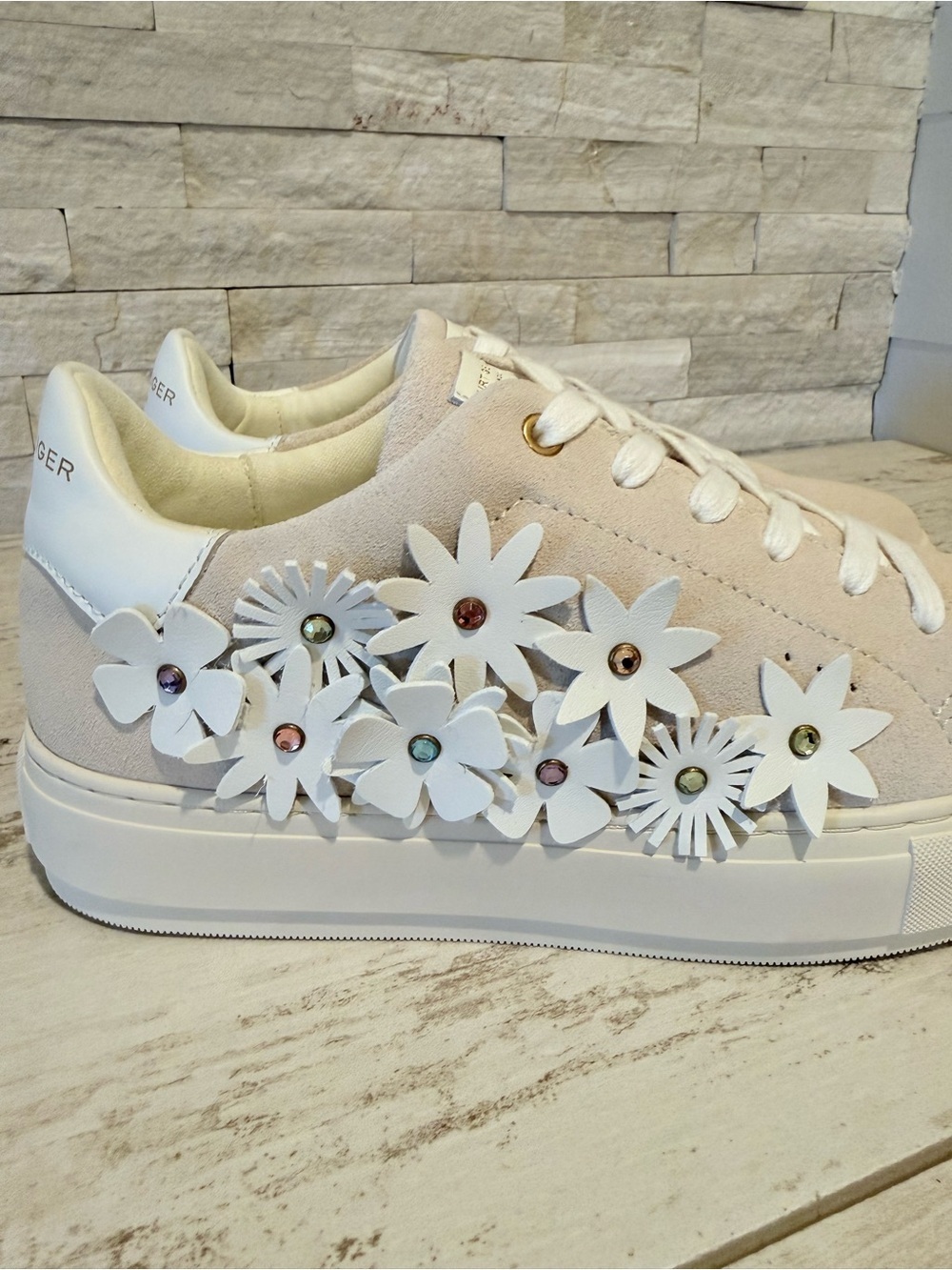Kurt Geiger London Laney Flower Suede Platform Sneakers Bone Combo Sz 40.5 EU - Picture 2 of 14